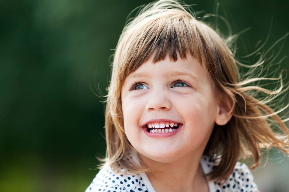 pedo little girls Pediatric Crowns Vancouver | Shen Dental Clinic Vancouver